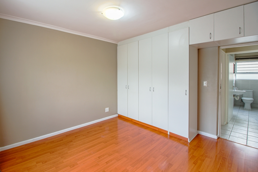 To Let 2 Bedroom Property for Rent in Sir Lowrys Pass Village Western Cape